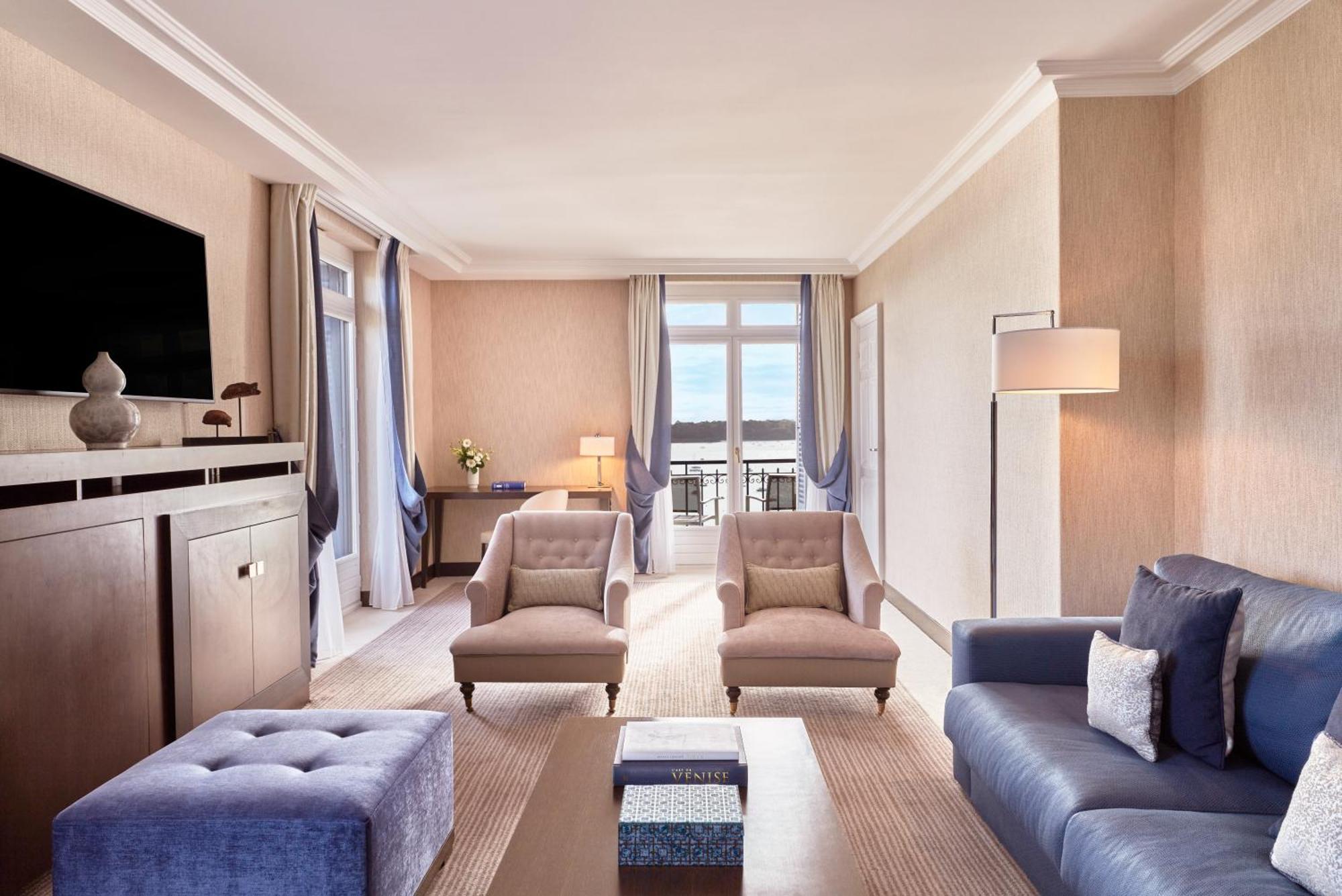 Barriere Le Grand Hotel 5*